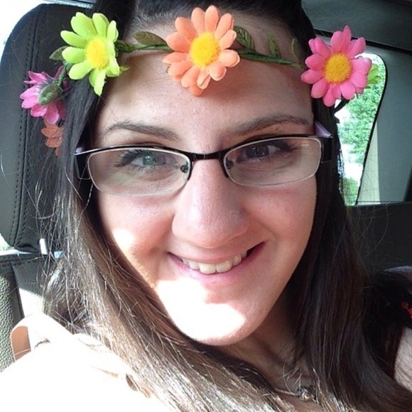 Meet your Posher, Sarah - Picture 4 of 5